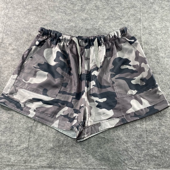 Adele B. Pants - Adele B. Womens Black/Gray Camoflauge‎ Adjustable Waist Shorts Size LG